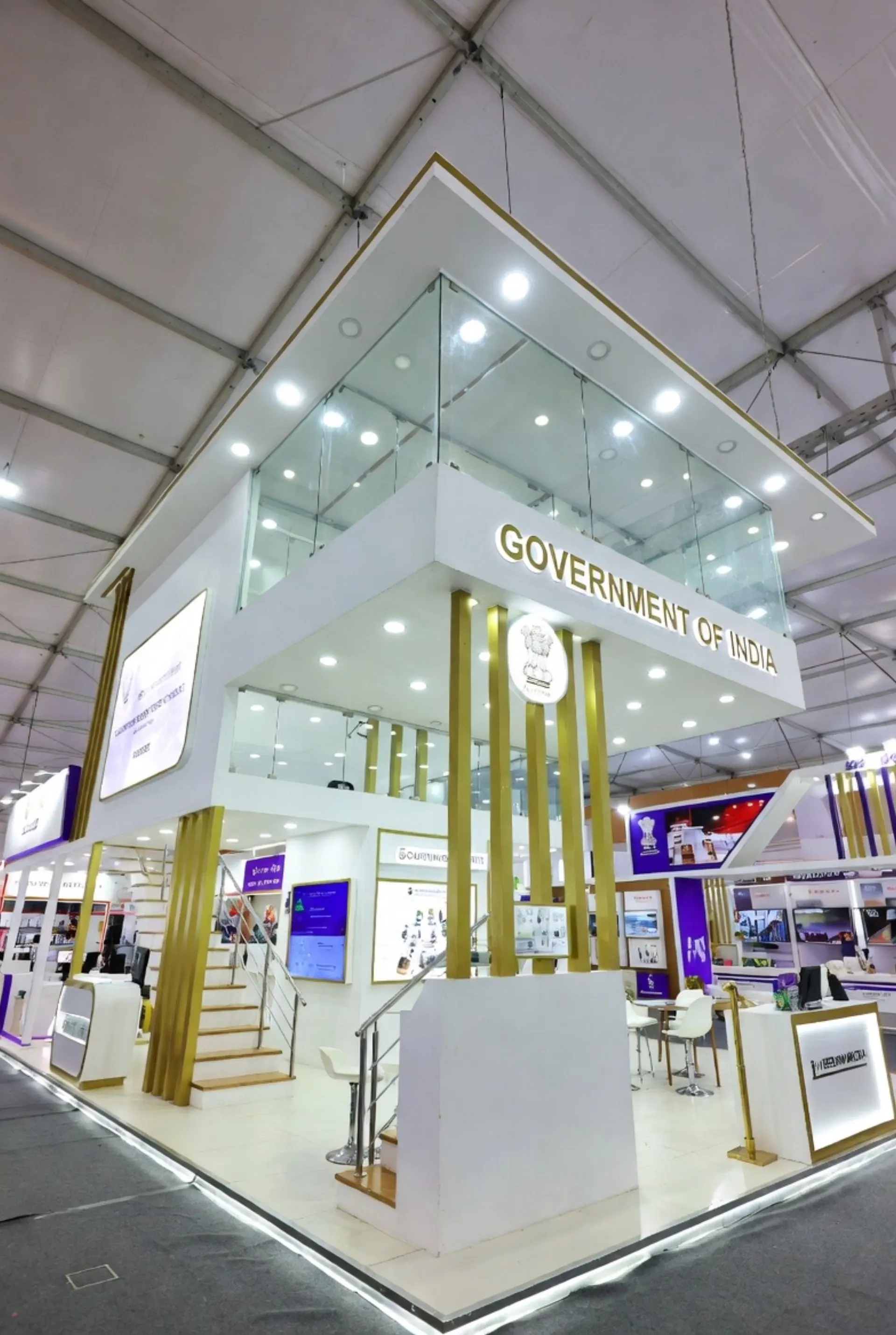 Double-Decker Booths - Image 1